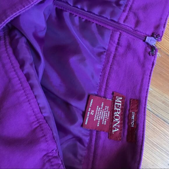 Fuchsia Merona Pencil Skirt with Pockets! - Picture 3 of 4